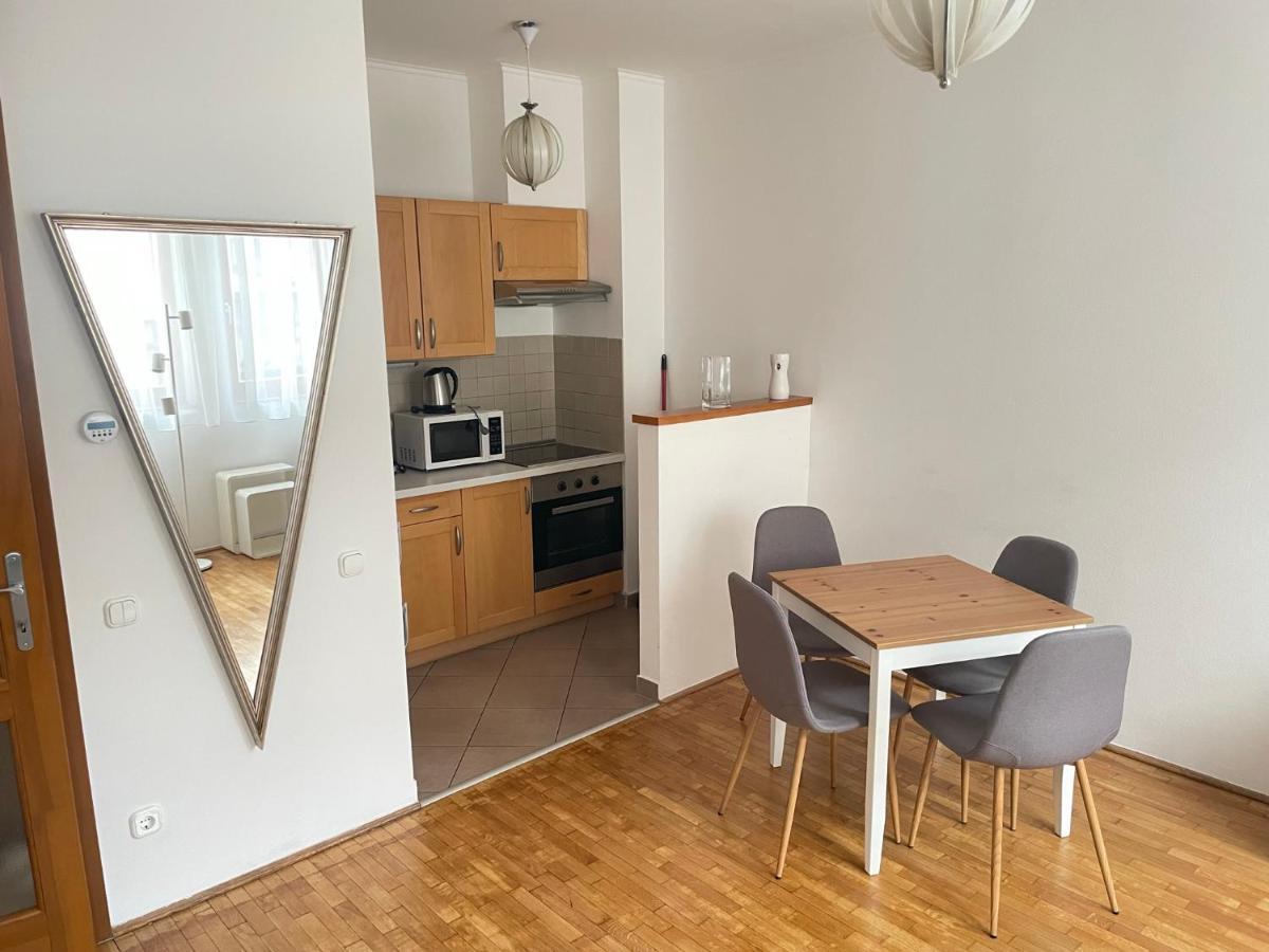 Bda Centre Apartment Budapest Bagian luar foto